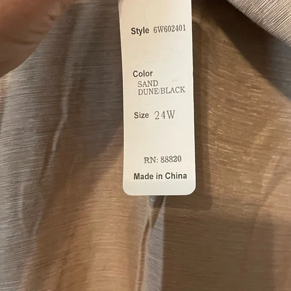 Silk light tan pants with beaded flowers - Picture 3 of 9